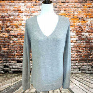 Gap Grey V-Neck Sweater